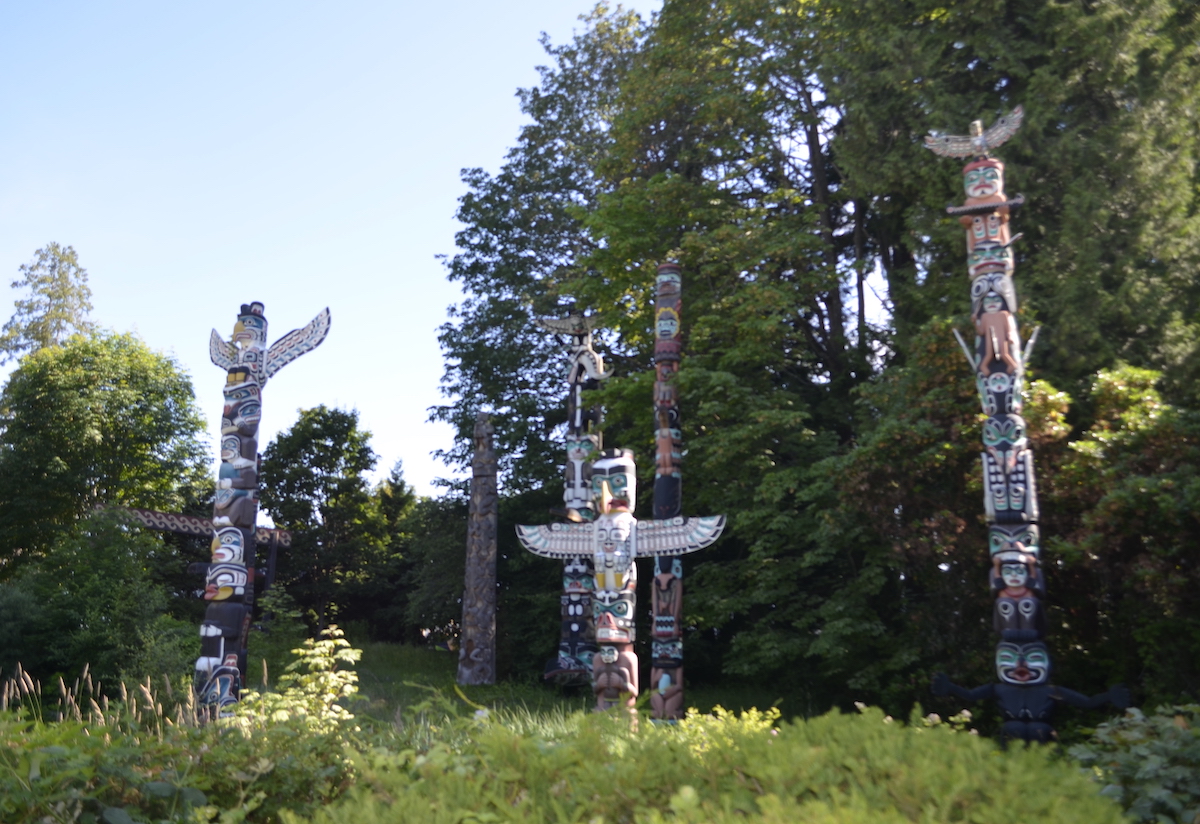 Totem Poles In Stanley Park Vancouver A Must See