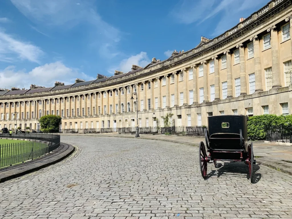 Old Carriages outside the Royal Crescent in Bath for 2019 Bridgerton Filming