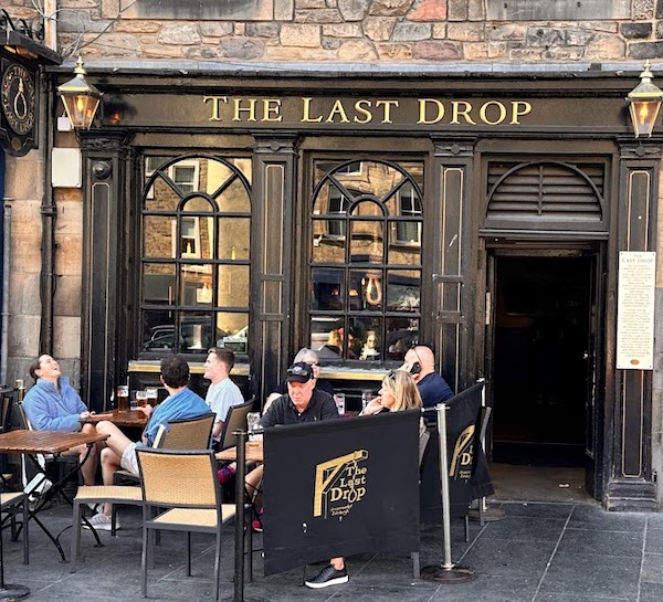 The Last Drop Pub Edinburgh June 2023