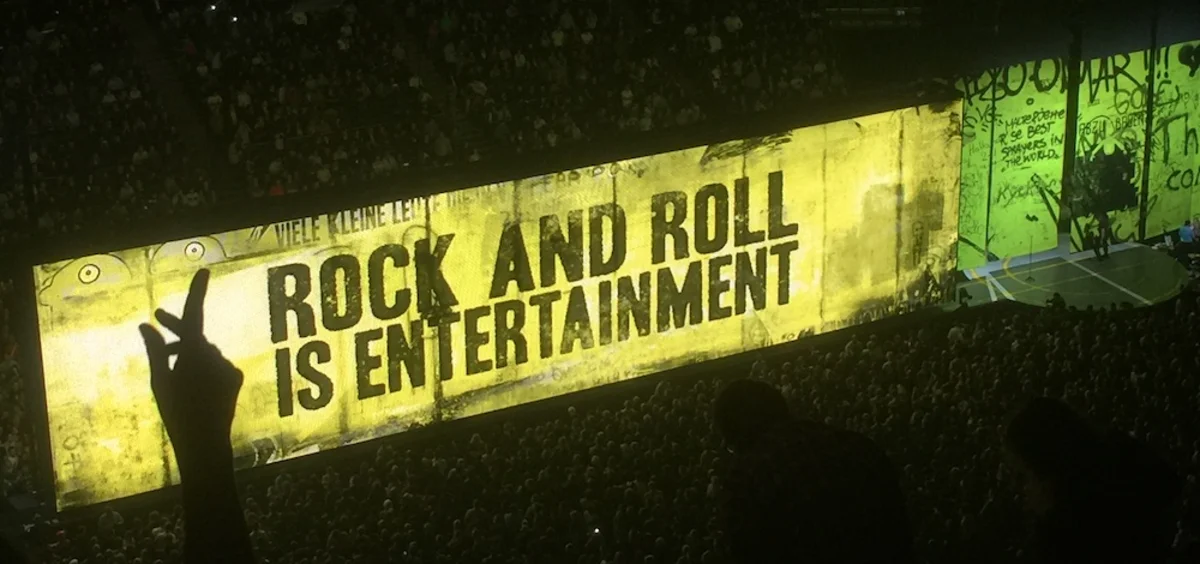 U2 Rock n Roll is Entertainment