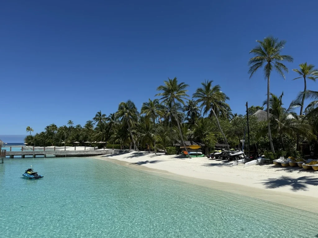 The beach at Constance Halaveli with turquoise sea and blue skies taken in January 2025